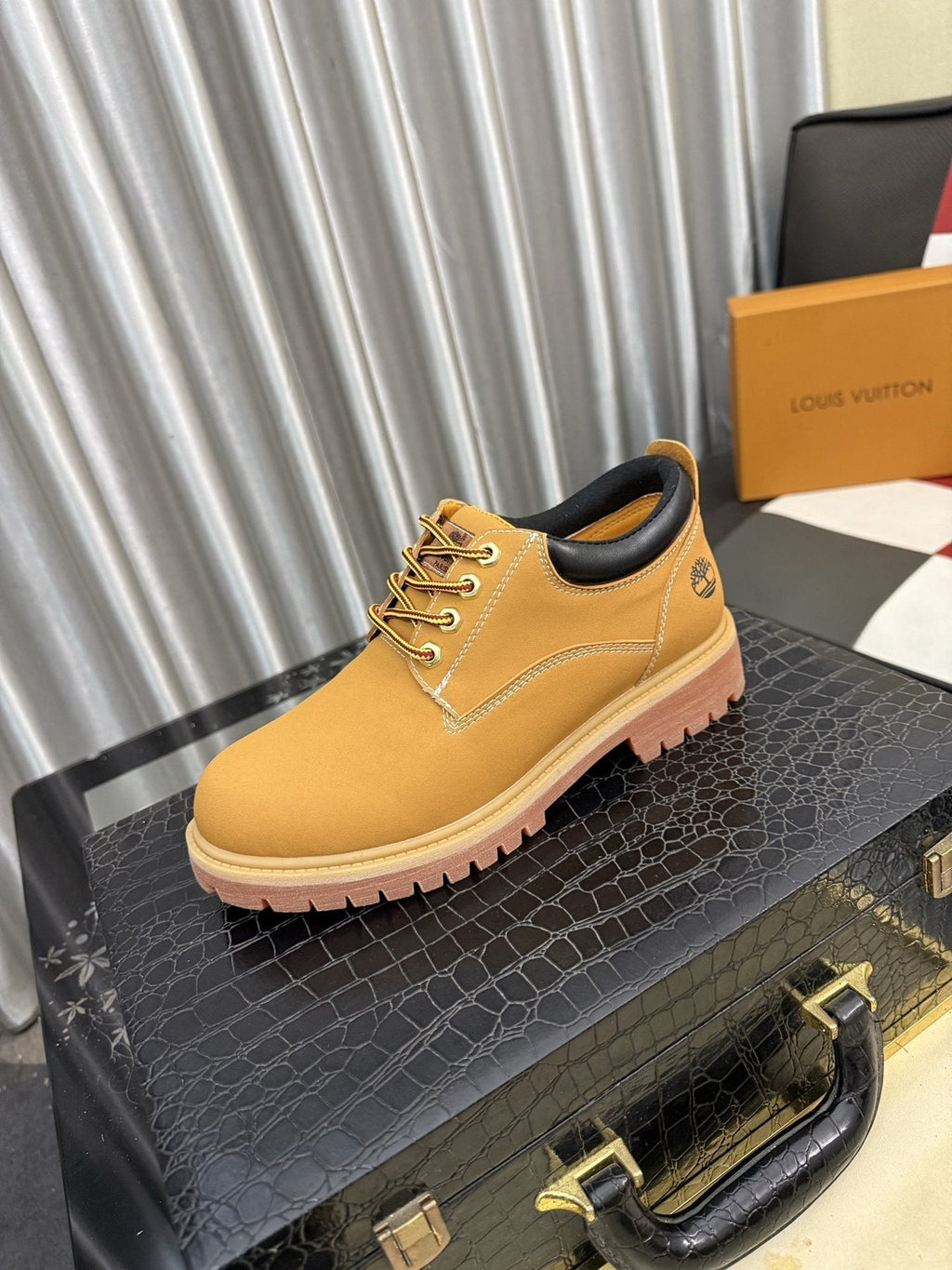 Timberland Lug Sole Lace-Up Shoes